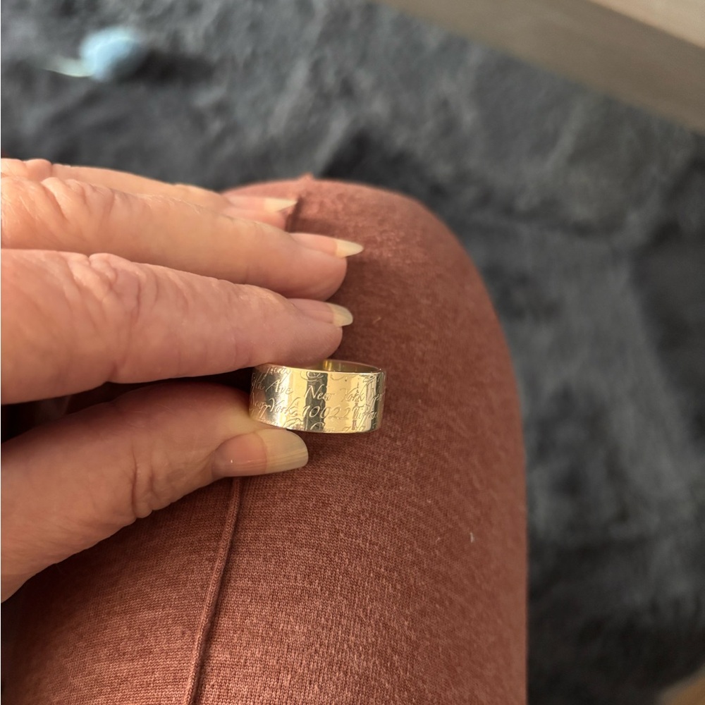 Tiffany Signs Ring! Retired. Vintage, rare & in nwot condition!